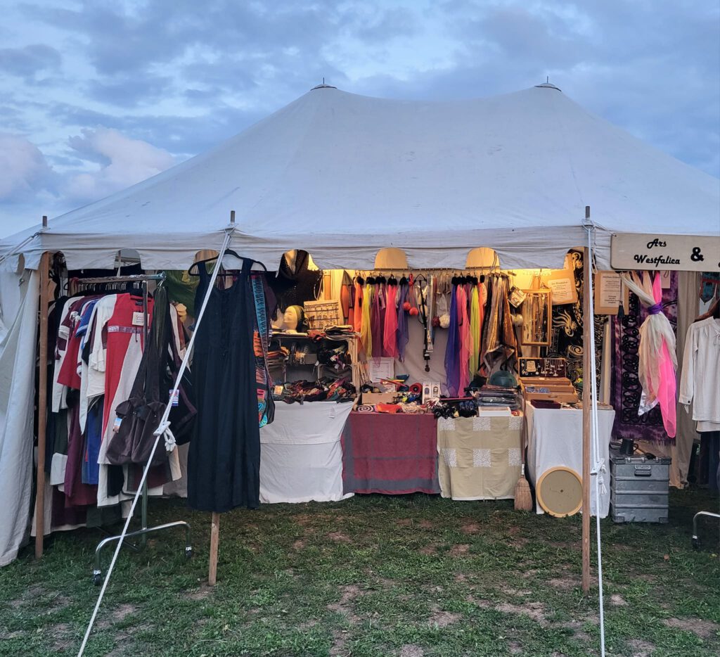 Michas Hökerei sein Ladenzelt mit all unseren tollen Qualitativen Produkten für jung wie alt.